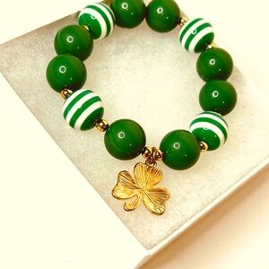 Irish Lucky Shamrock Charm St Patricks Day Beaded Adjustable Stretchy Bracelet